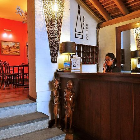 Rova Hotel Антананариву Екстериор снимка